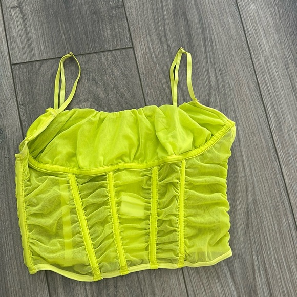 Small corset top 😊 - Picture 1 of 3